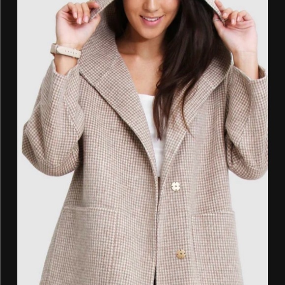 Walk This Way Wool Blend Oversized Coat - Beige - Picture 3 of 4